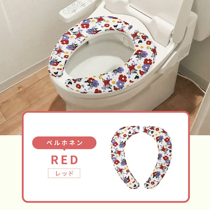 ＼ムーミンシリーズ／ 便座クッション おしゃれ 便座シート 貼るだけ 吸着 ふわふわ マシュマロ toto 厚手 クッション ムーミン リトルミイ ブルー レッド ベージュ ピンク 赤 青 洗える 丸洗い O型 U型 洗浄暖房型 対応 北欧 送料無料 y38574